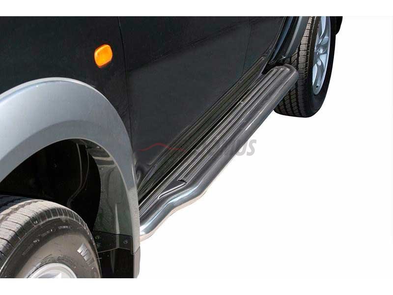 Estribos Mitsubishi L200 06-09 Club Cab Inox C/ Plataforma Estribos Mitsubishi L200 06-09 Club Cab Inox C/ Plataforma